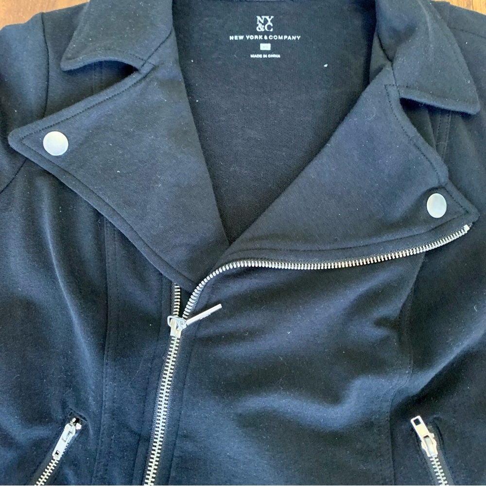 New York & Company Black Zip Front Crop Jacket